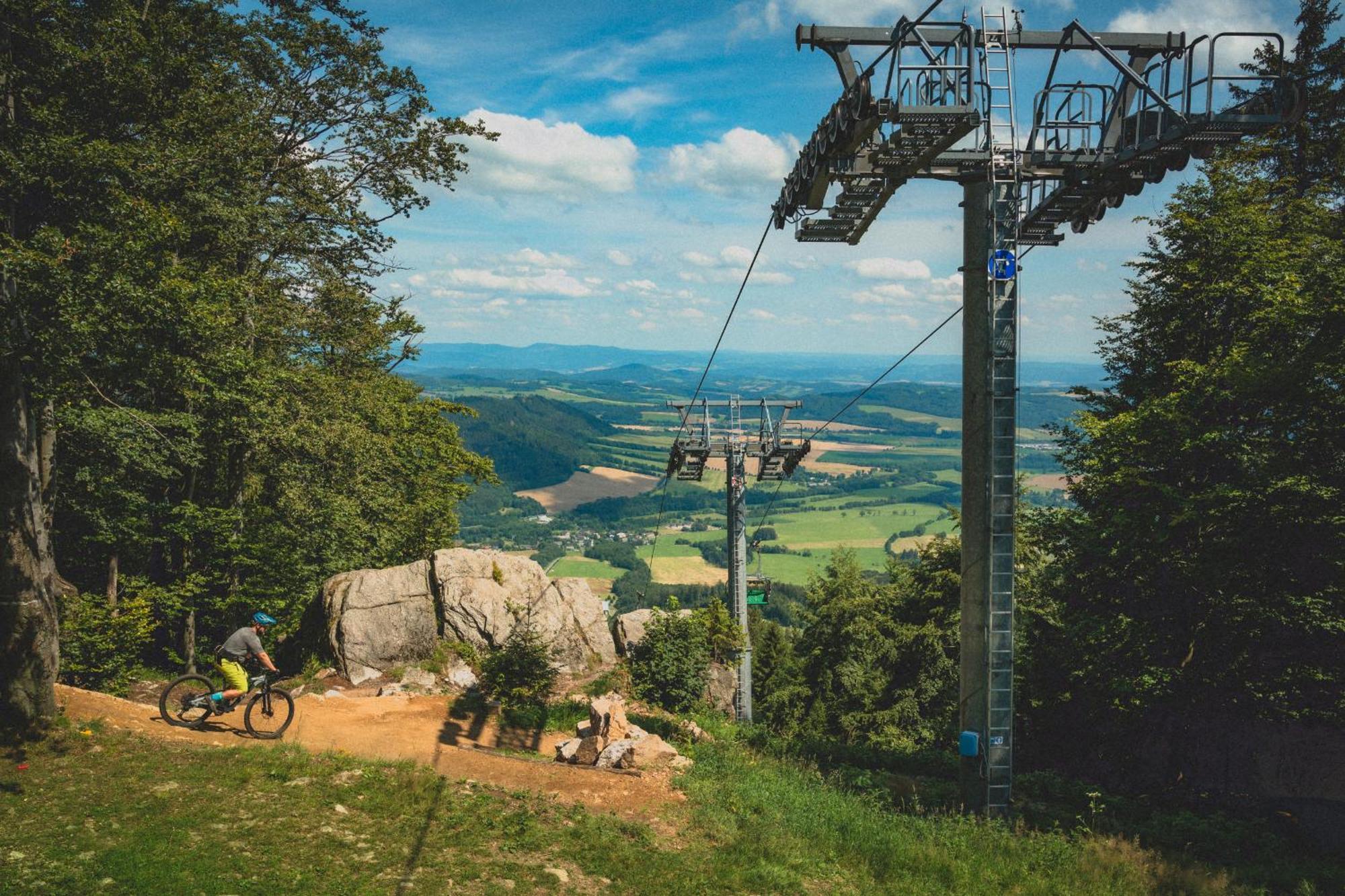 Mlynicka Zahrada Hotel Červená Voda Bagian luar foto